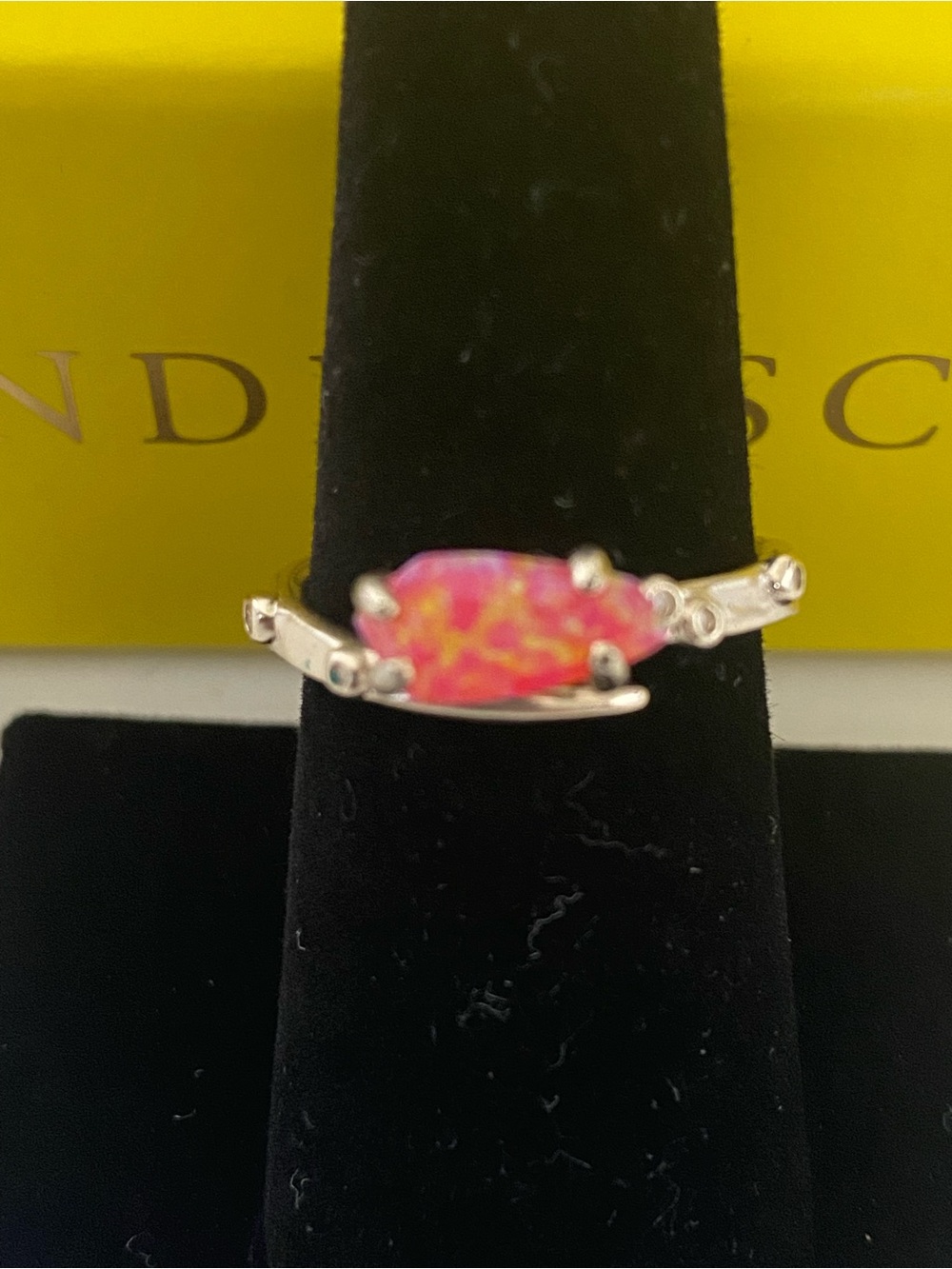 Kendra Scott Pink Fire Opal Iridescent Stone Gold Tone Open Adjustable Ring Sz 7